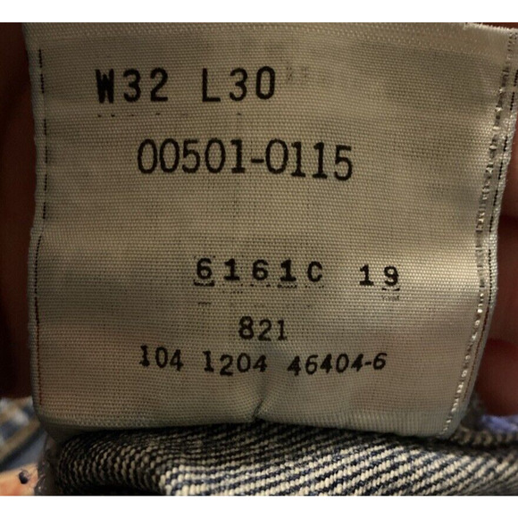 Vintage Levis 501 Jeans 32x30 Fly Button Y2K 2000s Mens Straight Leg Med Wash - Picture 14 of 14